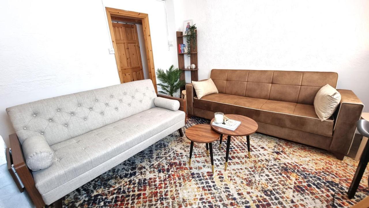 Апартаменти 3 Bed Flat O2 Arena Dyson House Лондон Екстер'єр фото