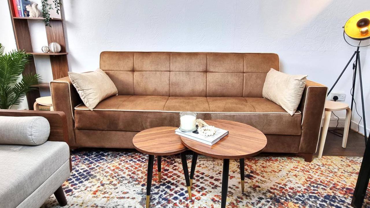 Апартаменти 3 Bed Flat O2 Arena Dyson House Лондон Екстер'єр фото